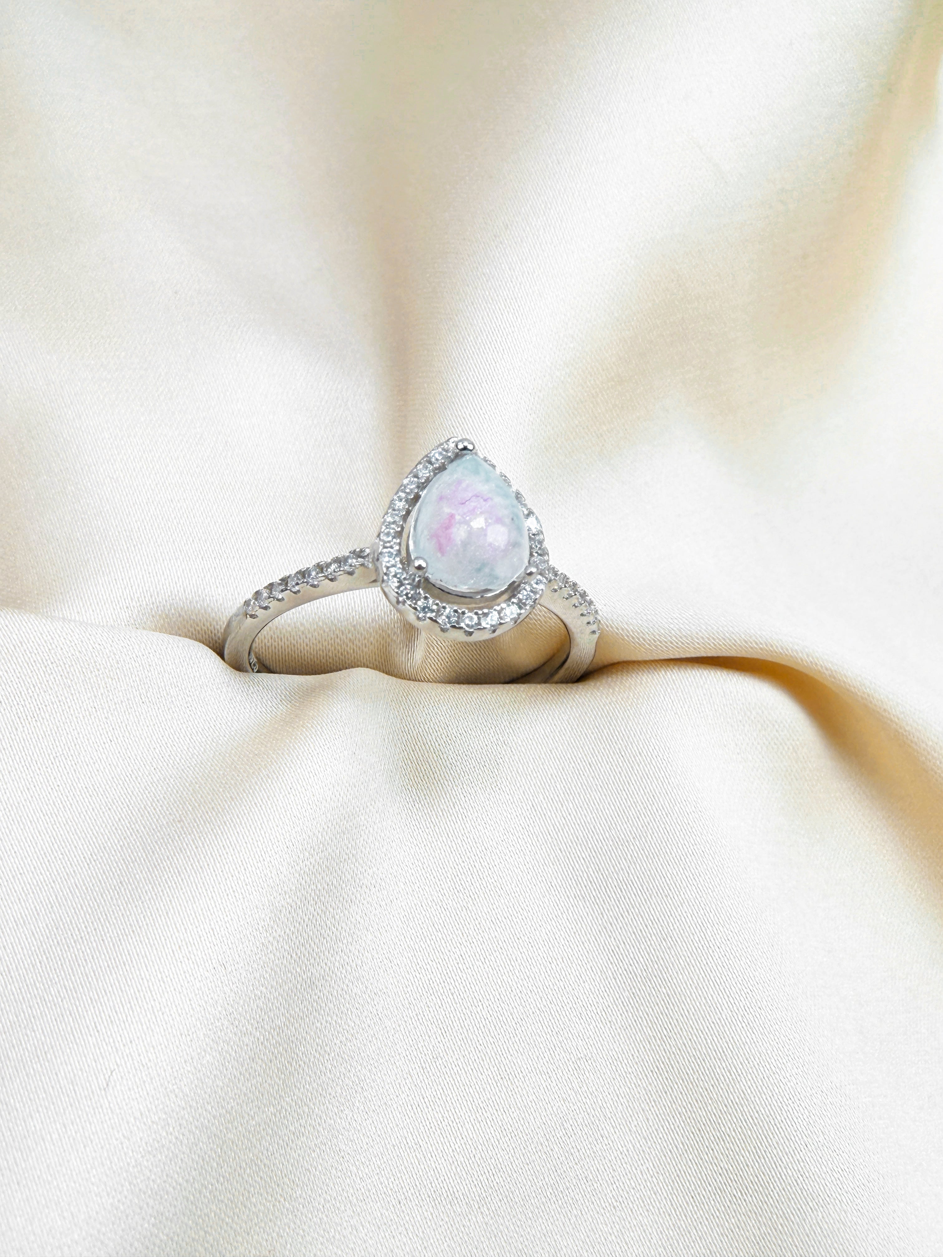 Stellara Halo Ring